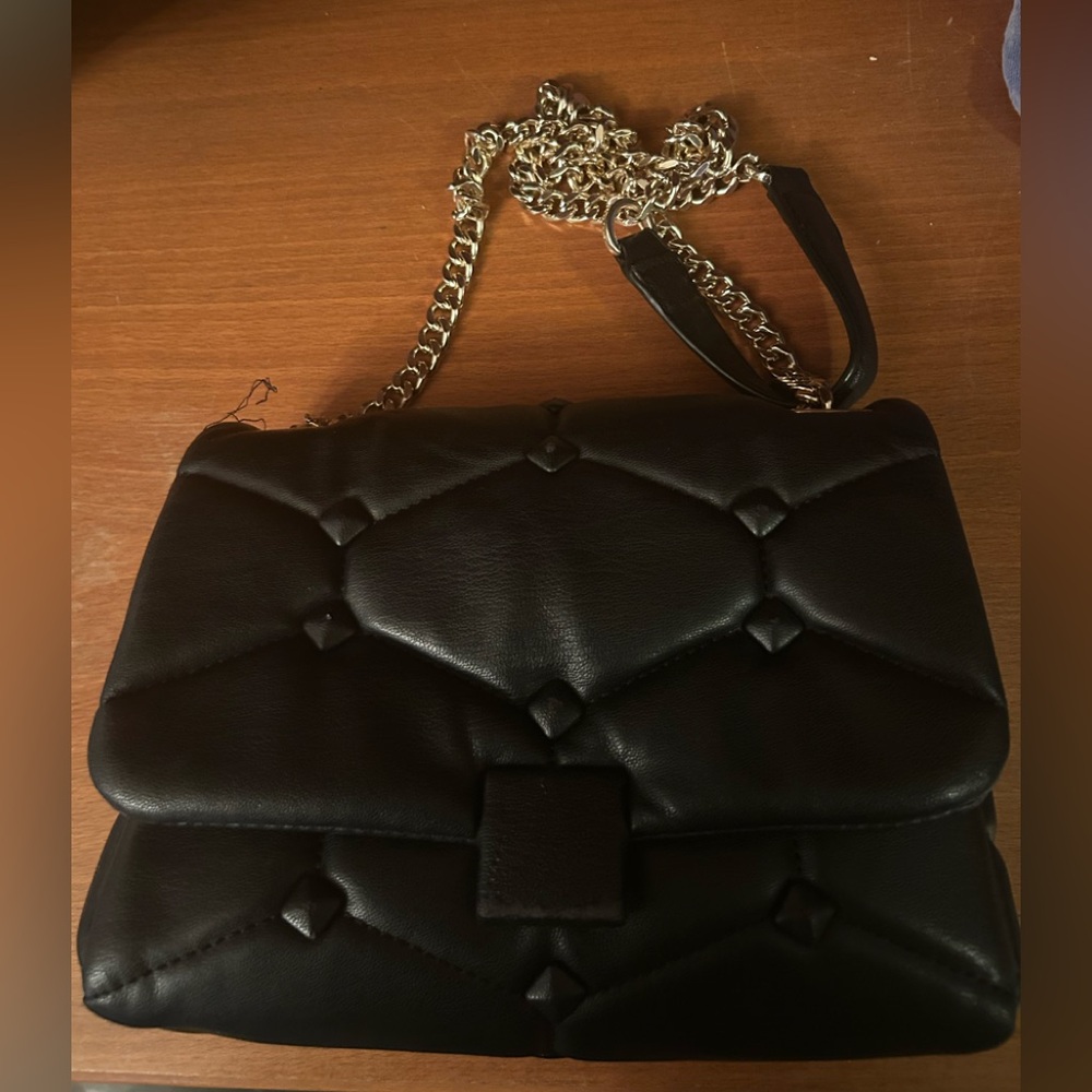 Elegant Black Quilted Chain Shoulder Bag